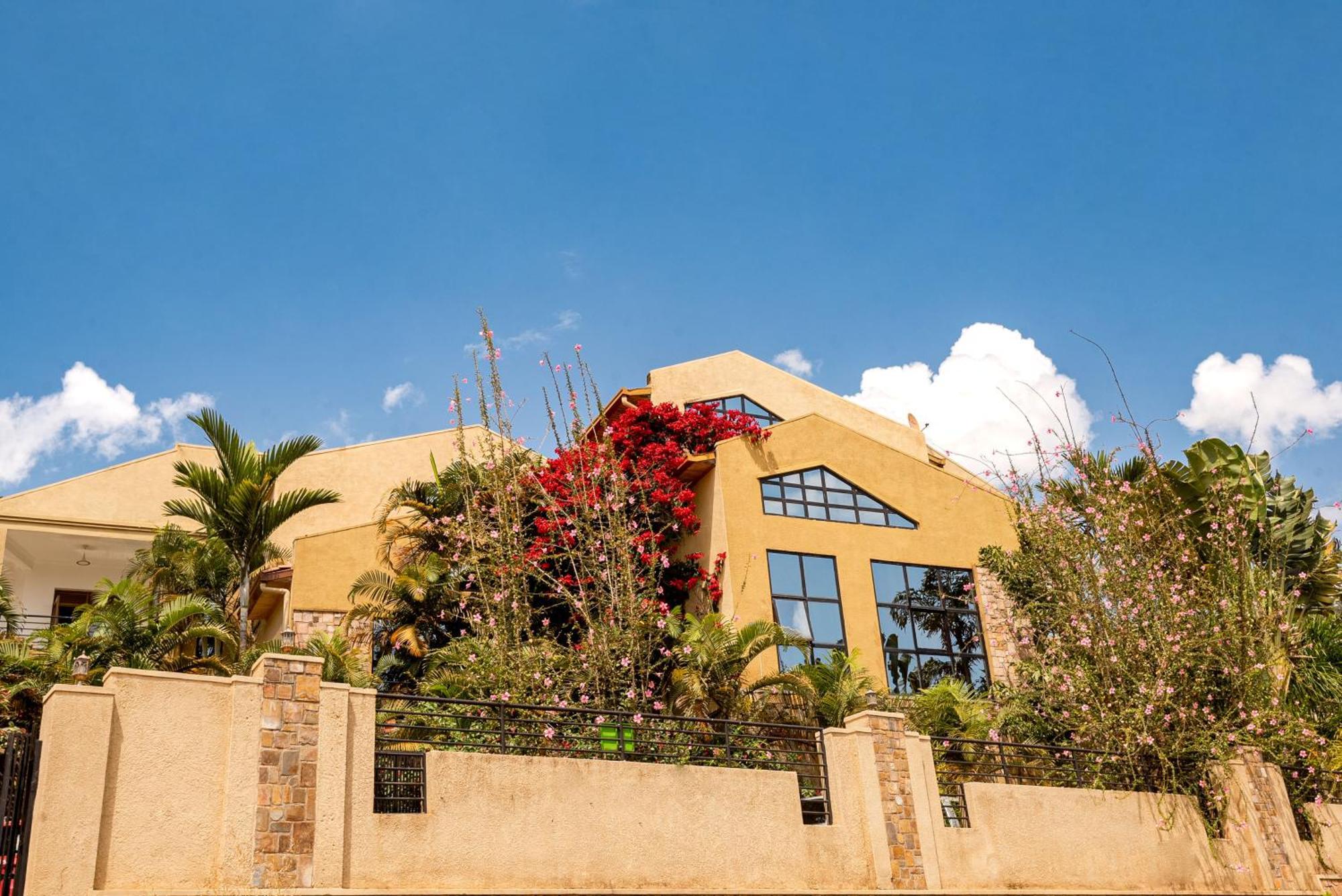 High Ground Villa Ltd Κιγκάλι Εξωτερικό φωτογραφία